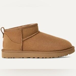 UGG CLASSIC ULTRA MINI